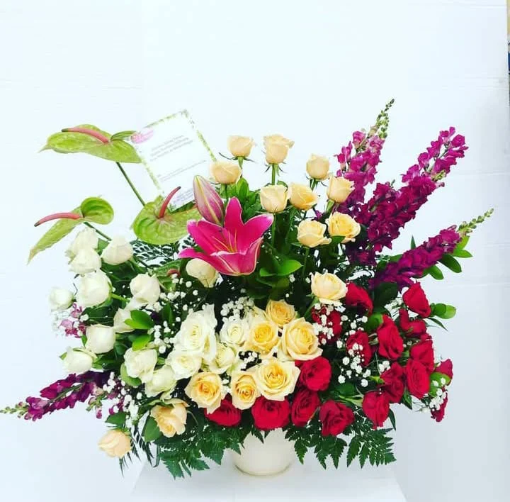 Bunga meja 63 florist tangerang
